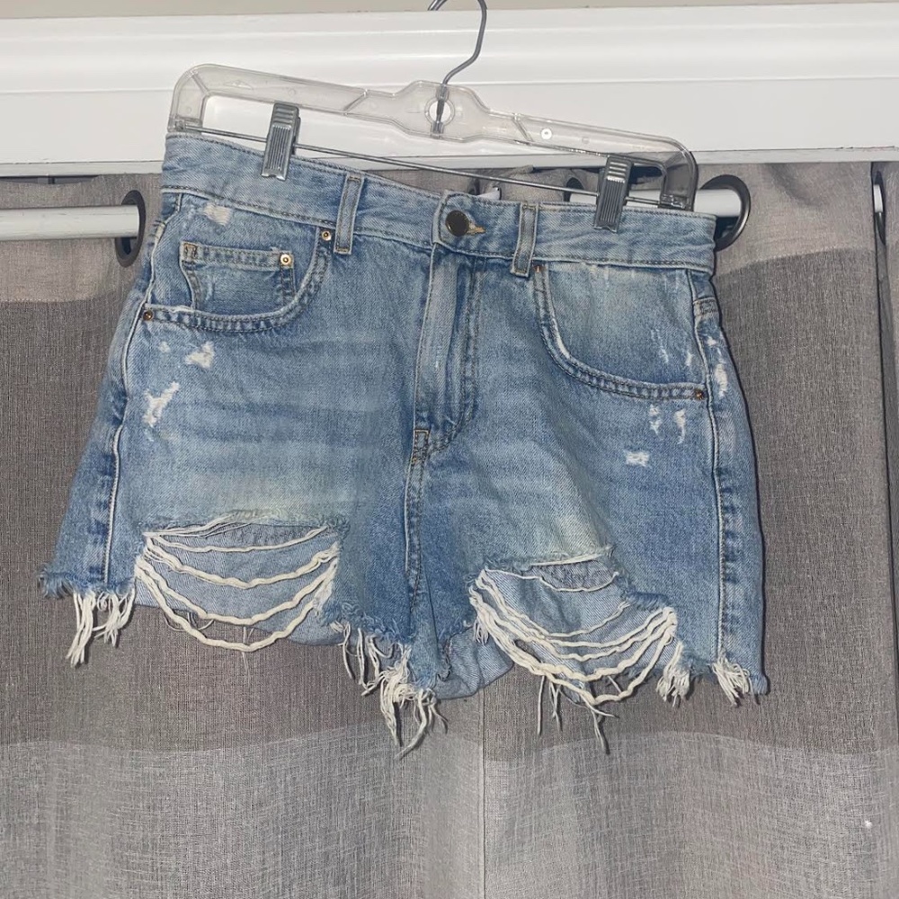 ZARA DENIM SHORTS